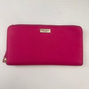 Kate Spade Fuchsia Wallet